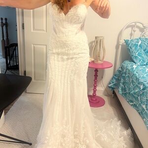 NWT designer Wedding dress